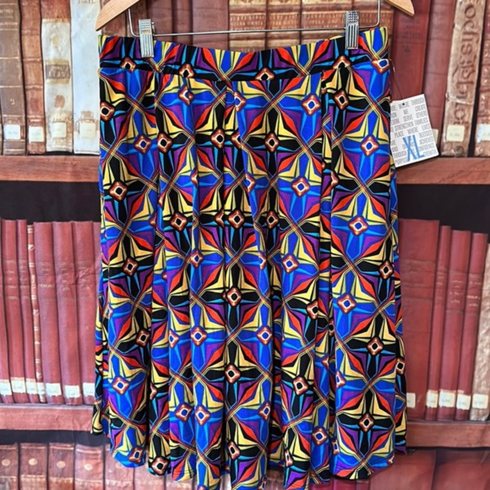 LLR LuLaRoe Rainbow Colorful Kaleidoscope Madison NWT skirt with pockets XL